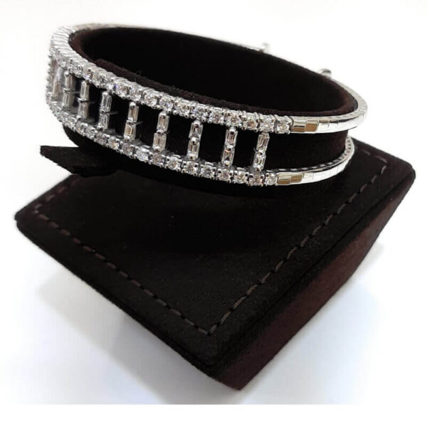 Diamond Bangle for Female of 22.35 Grams - Image 2
