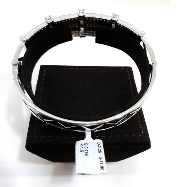 Diamond Bangle for Male and Female of 47.90 Grams - Image 3