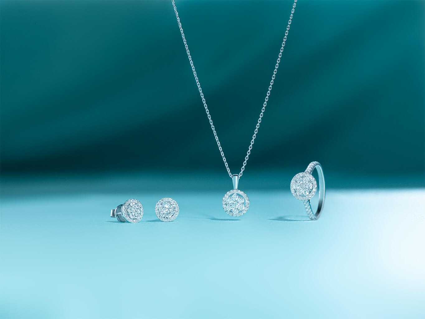 gorjana Jewelry | Floating Diamond Necklace